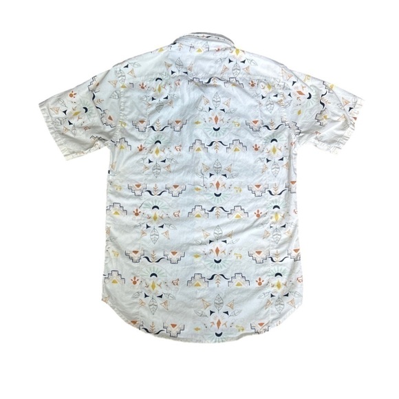 Eighteen 18 Waits Short Sleeve Button Down Aztec Traditional Abstract Print EUC - Picture 3 of 5